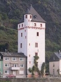 Eckiger Turm